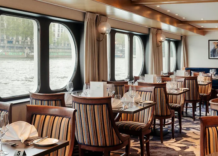 Viva Riverside Frankfurt Hotel na wodzie *